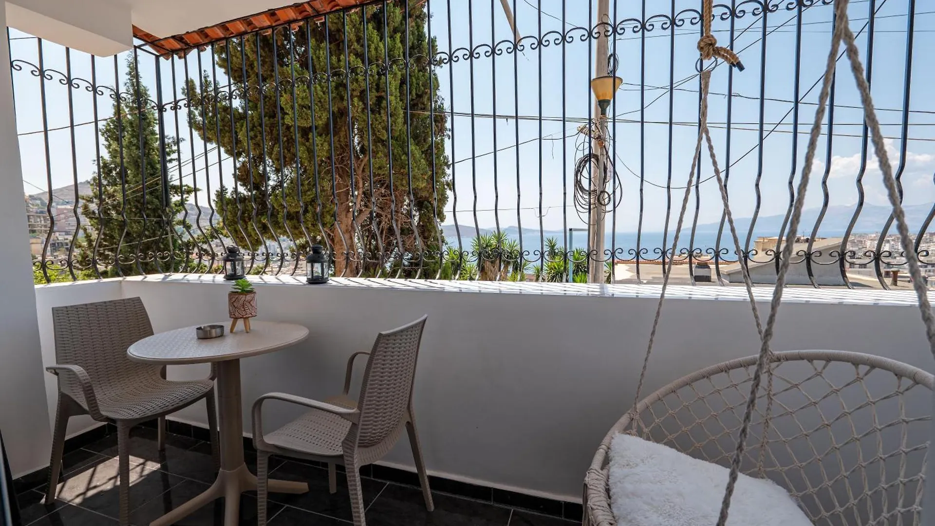 Aurora Apartment Sarande
