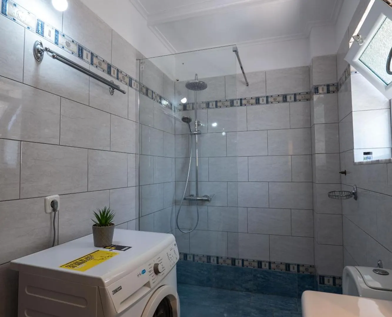 Aurora Apartment Sarande
