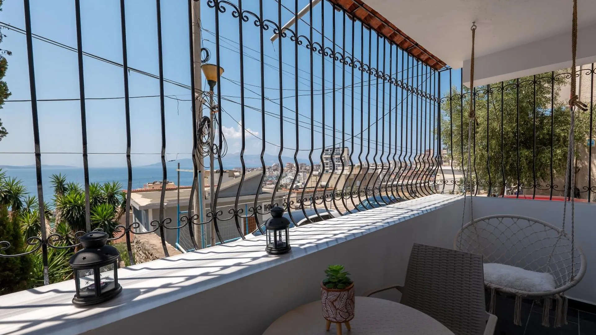 Aurora Apartment Sarande